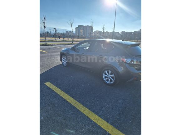 Sahibinden Mazda 3 1.6 Impressive 2011 Model 225.000 km Füme