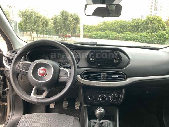 Fiat Egea 1.4 Fire Easy 2019  