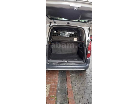 Peugeot rafter 2019 70.000’de hatası boyasız