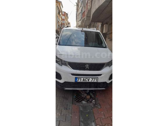 Peugeot rafter 2019 70.000’de hatası boyasız