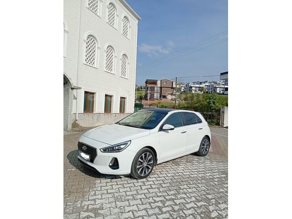 İlk sahibinden 2018 sonu trafiğe çıkışlı temiz