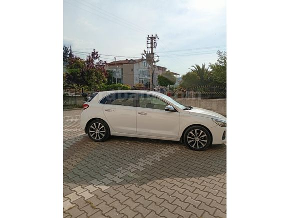 İlk sahibinden 2018 sonu trafiğe çıkışlı temiz