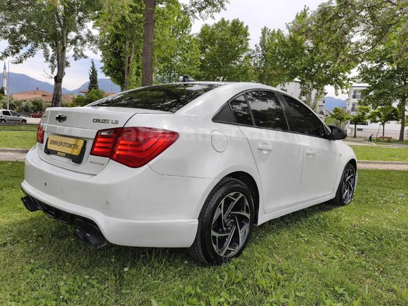 Chevrolet Cruze 1.6 LS Plus 125lik çelik sibop 2011 Model Denizli