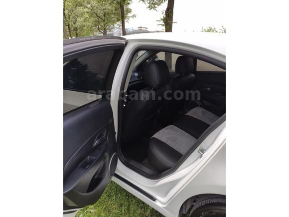 Chevrolet Cruze 1.6 LS Plus 125lik çelik sibop 2011 Model Denizli