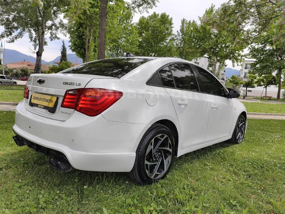 Chevrolet Cruze 1.6 LS Plus 125lik çelik sibop 2011 Model Denizli
