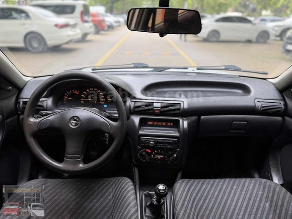 HARİKA TEMİZLİKTE DÜŞÜK KM ASTRA CLASSİC