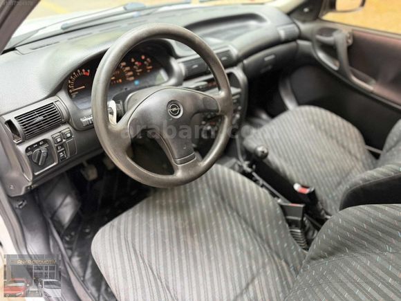HARİKA TEMİZLİKTE DÜŞÜK KM ASTRA CLASSİC