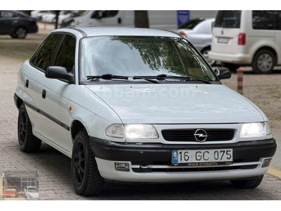 HARİKA TEMİZLİKTE DÜŞÜK KM ASTRA CLASSİC