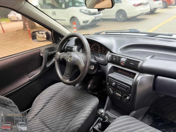HARİKA TEMİZLİKTE DÜŞÜK KM ASTRA CLASSİC
