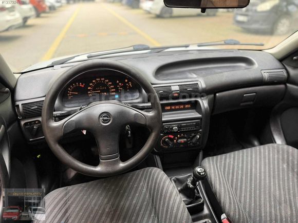 HARİKA TEMİZLİKTE DÜŞÜK KM ASTRA CLASSİC