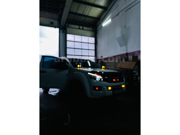 Sahibinden Isuzu D-Max 2.5 4x4 LTD 2013 Model