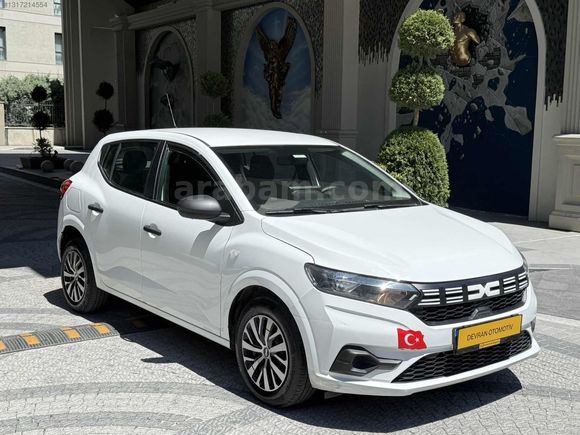 2023-2024 ÇIKIŞLI OTOMATİK VİTES-NAVİ-GERİ GÖRÜŞLÜ SANDERO