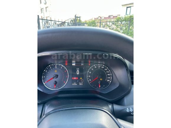 Sahibinden Renault Clio 1.0 SCe Joy 2022 Model