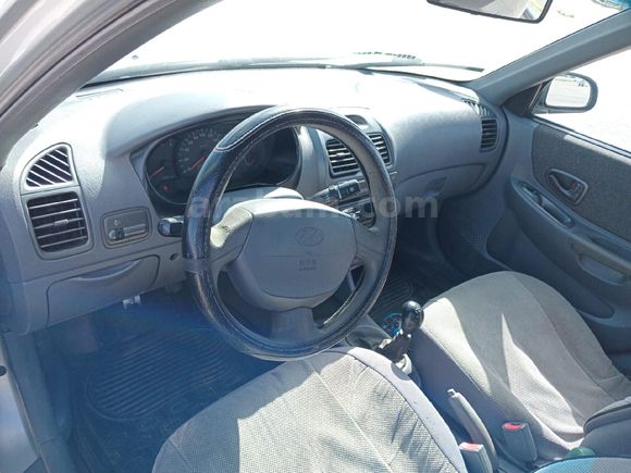Sahibinden sıfır vizeli Hyundai Accent 1.5 CRDi Admire 2003 Model