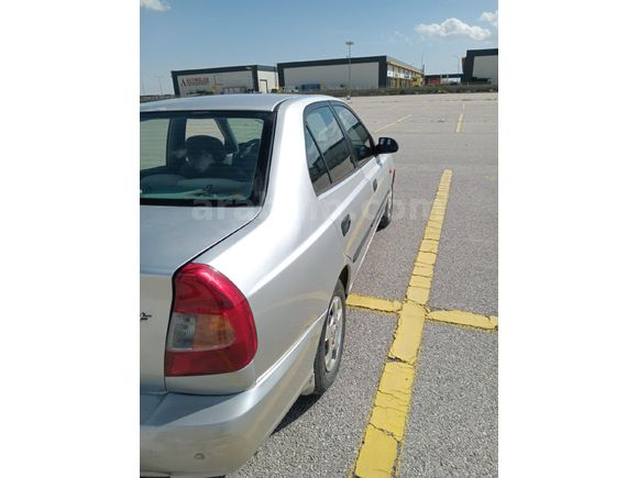 Sahibinden sıfır vizeli Hyundai Accent 1.5 CRDi Admire 2003 Model