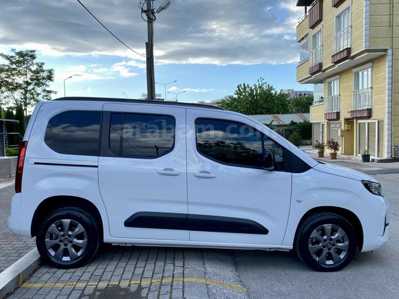 Sahibinden Opel Combo Life 1.5 D Edition 2024 Model 
