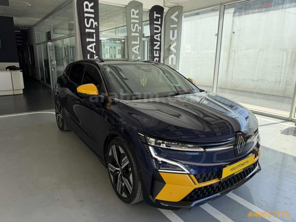 YGG OTOMOTİV'DEN 2024 MEGANE E-TECH İCONİC 220 HP * FB * PLAKA