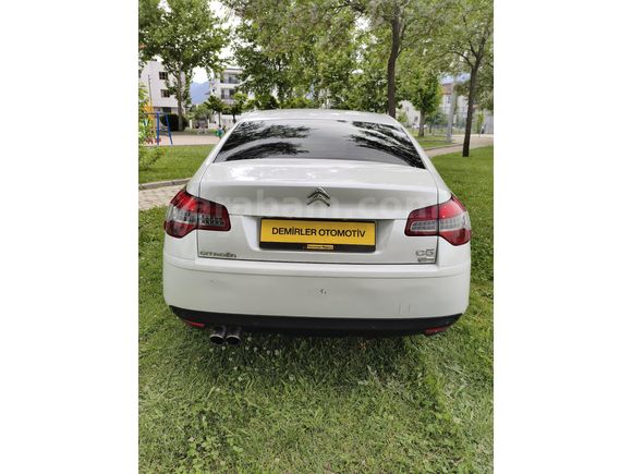 Galeriden Citroen C5 1.6 e-HDi Confort 2012 Model Denizli