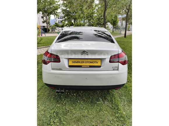 Galeriden Citroen C5 1.6 e-HDi Confort 2012 Model Denizli