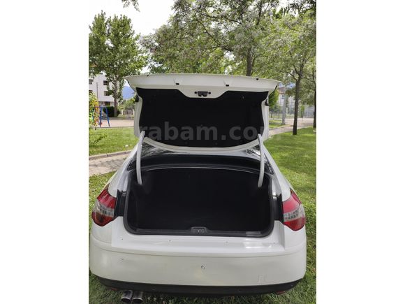 Galeriden Citroen C5 1.6 e-HDi Confort 2012 Model Denizli