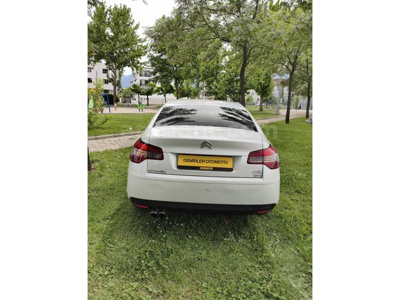 Galeriden Citroen C5 1.6 e-HDi Confort 2012 Model Denizli