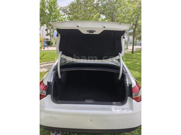 Galeriden Citroen C5 1.6 e-HDi Confort 2012 Model Denizli