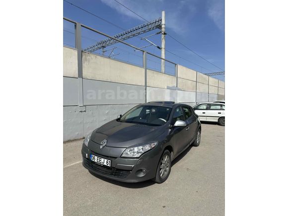 Sahibinden Renault Megane 1.5 dCi Privilege 2010 Model 