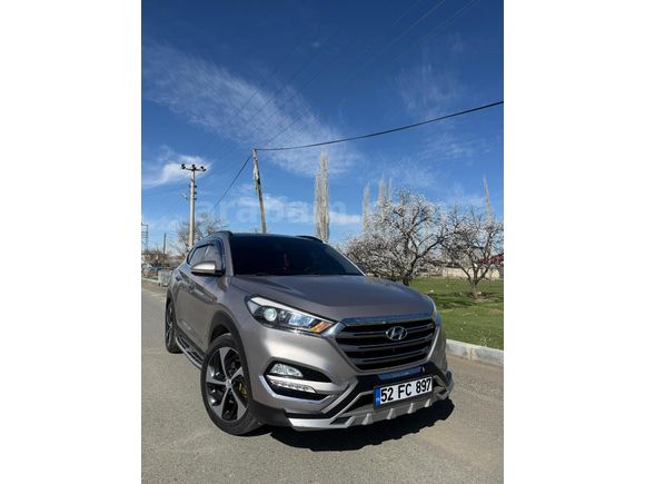 Sahibinden Hyundai Tucson 1.6 T-GDi Elite 2015 Model  133.000 km Bej