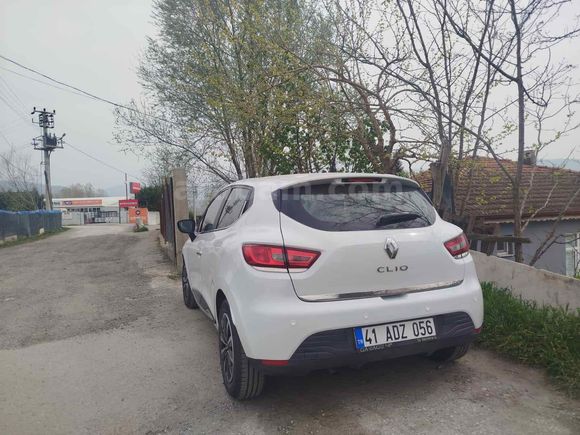 Sahibinden Renault Clio 1.2 Joy 2015 Model 