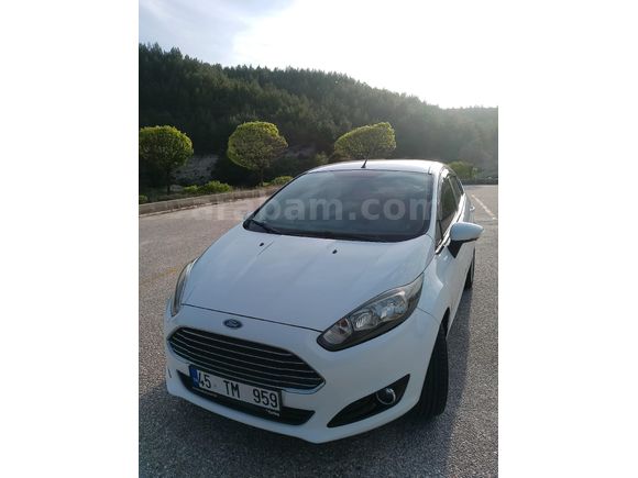 Sahibinden Ford Fiesta 1.25 Trend X esp li 2014 Model  139.500 km Beyaz