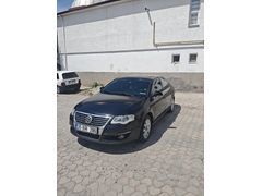 Sahibinden Volkswagen Passat 1.6 FSi Comfortline 2006 Model  330.000 km Siyah