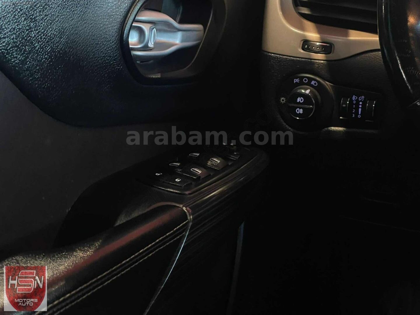 Galeriden Jeep Cherokee 2.0 TD Limited 2015 Model İstanbul 194.000 km Beyaz 2