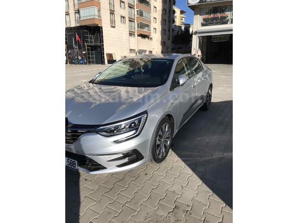 Sahibinden Renault Megane 1.3 TCe Icon 2024 Model 