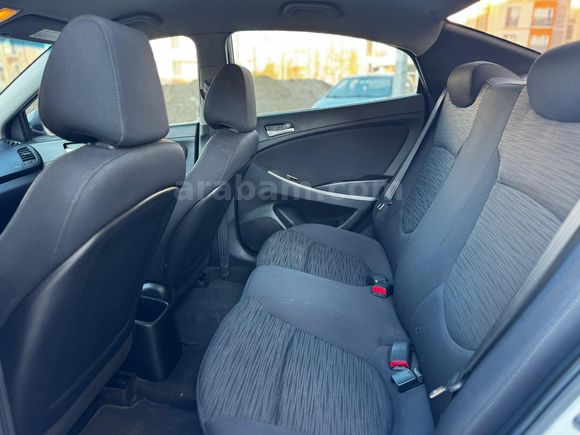 Sahibinden Hyundai Accent Blue 1.6 CRDI Mode Plus 2017 Model  206.000 km Beyaz
