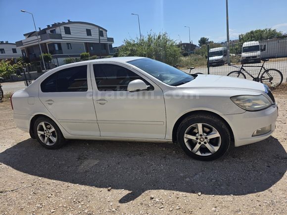 Sahibinden Skoda Octavia 1.6 TDI Elegance 2012 Model