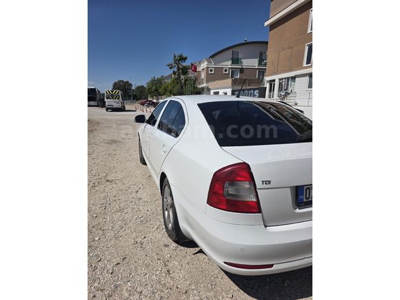Sahibinden Skoda Octavia 1.6 TDI Elegance 2012 Model