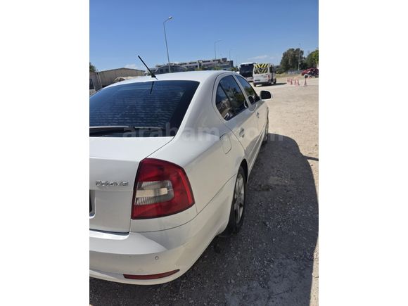 Sahibinden Skoda Octavia 1.6 TDI Elegance 2012 Model