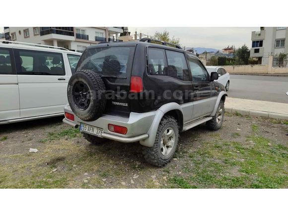 Sahibinden Nissan Terrano 2.4 1995 Model 