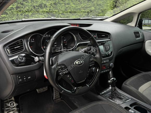 2013 KİA CEED 1.6 CRDİ CAM TAVAN ELK.HAFIZA KOLTUK