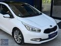 CARNET CEED / CONCEPT PLUS / CAM TAVAN / LED FAR / OTOMATİK