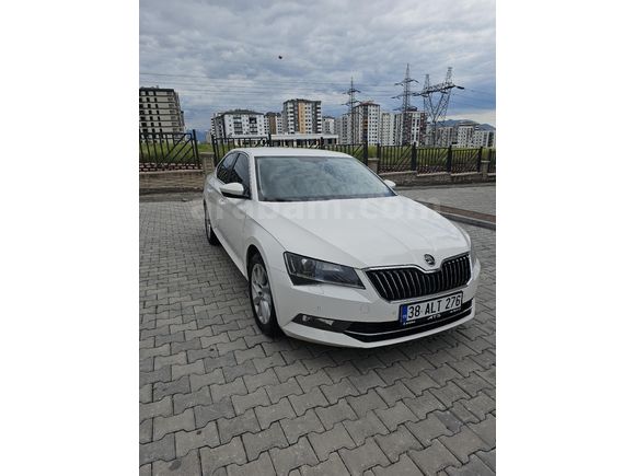 Sahibinden Skoda SuperB 1.6 TDI Style 2017 Model