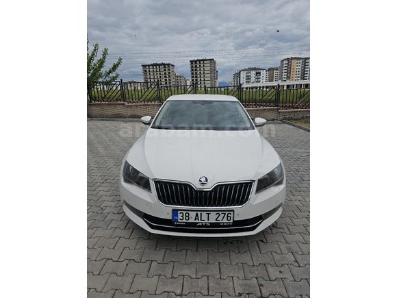 Sahibinden Skoda SuperB 1.6 TDI Style 2017 Model