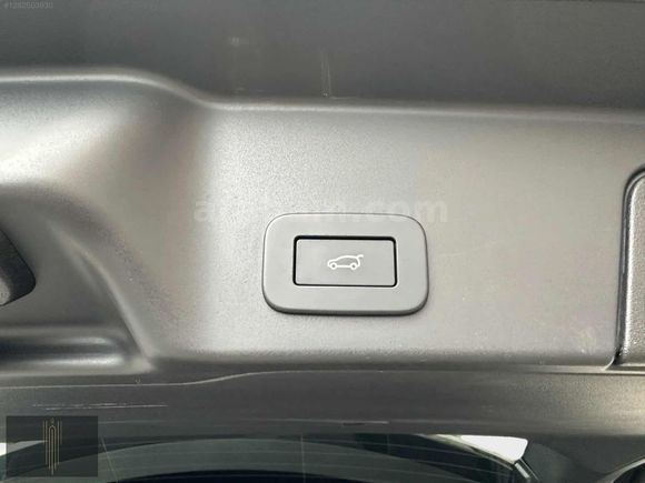 2023 RANGE ROVER EVOQ 1.5 R-DYNAMİC SE HATASIZ 20.000KM