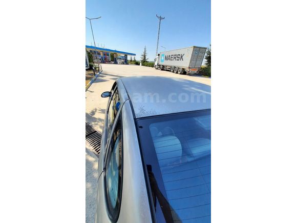Opel Vectra 1.6 2000 Model