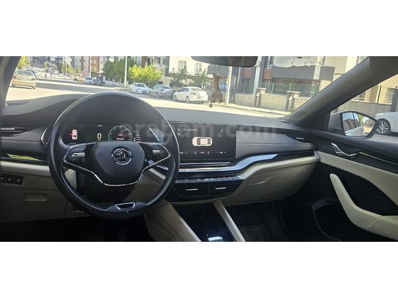 Memurdan Skoda Octavia 1.5 e-Tec Premium 2021 Model