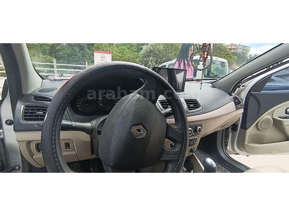 Sahibinden Renault Megane 1.6 Expression 2011 Model