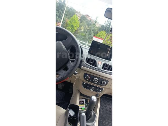 Sahibinden Renault Megane 1.6 Expression 2011 Model