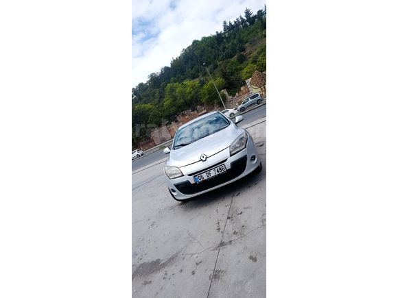 Sahibinden Renault Megane 1.6 Expression 2011 Model
