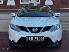 ŞEN MOTORS'DAN NİSSAN QASHQAİ 2015 OTOMATİK