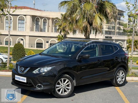CAM TAVANLI 60.000KM NİSSAN QASHQAİ SKYPACK 0.68 ORANLA KREDİ